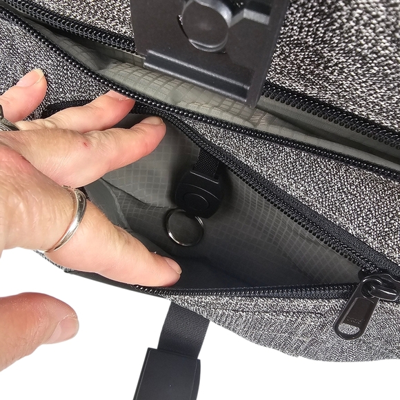 ALPAKA Air Sling Bag for Passport, Keys & Essentials - Picture 5 of 13